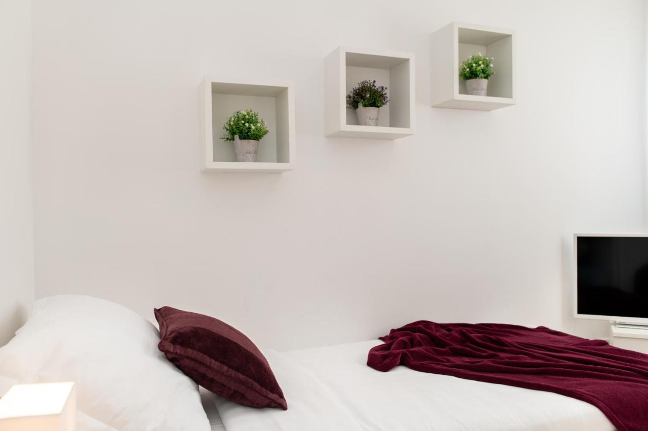 Salvia Apartment With Private Jacuzzi Split Exterior foto